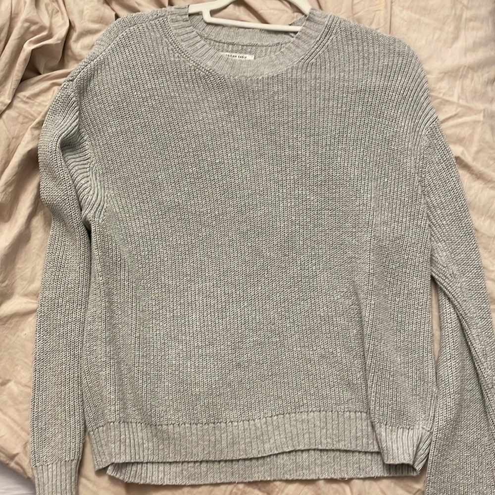 american eagle grey sweater